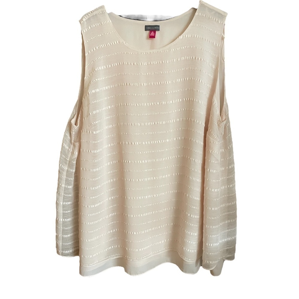 Vince Camuto plus size sleeves top light light soft pink in color size 2x